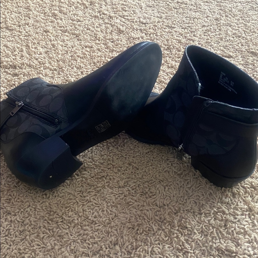 Coach Elegant Black signature booties - Picture 6 of 6